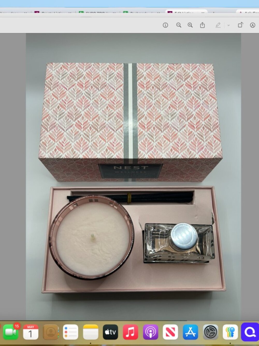 NEST Himalayan Salt Rosewater Candle Diffuser Set Petite NEW (Box Damage) - Picture 2 of 8